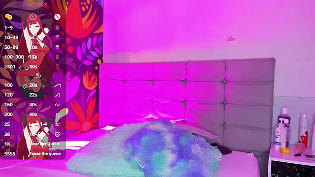 Sweet hot mia online show from February 2025 07:38:02 PM