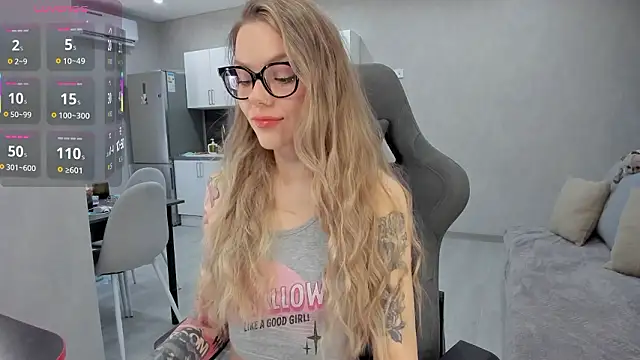 Marta May  online show from March 2026 10:53:01 AM