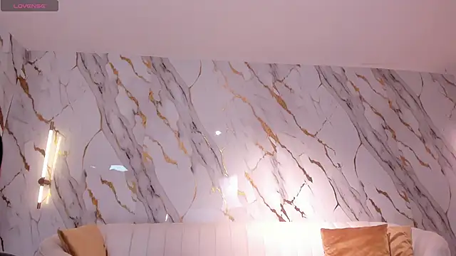 KatieNolan 1 online show from April 2026 07:52:02 PM