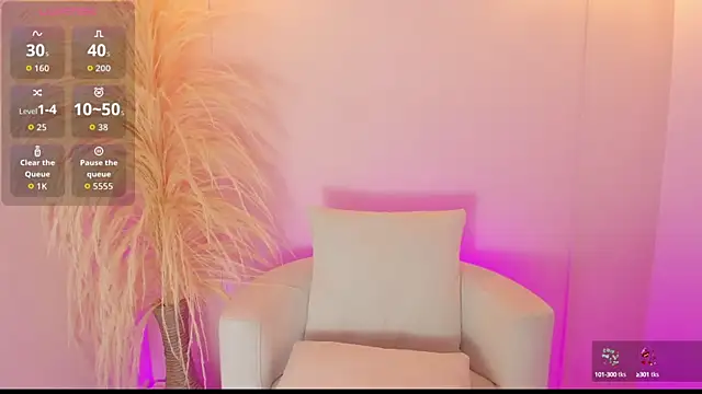 thaliafox  online show from September 2025 12:24:02 AM