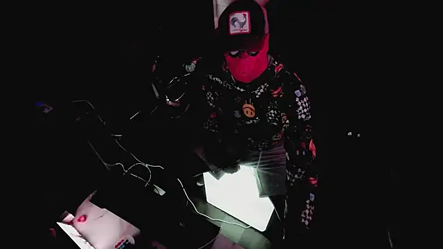 Snapshot of Pressure69mee chatting on February 2025 06:26:02 PM Pressure69mee online show from February 2025 06:26:02 PM