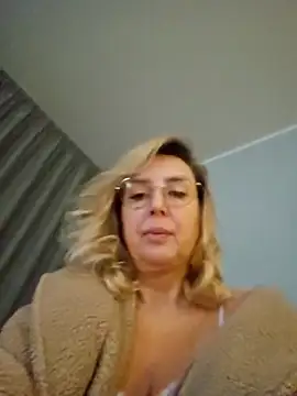 MariaRichi  online show from December 2025 07:45:02 AM