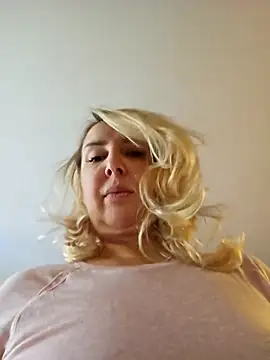 MariaRichi  online show from December 2025 08:10:02 AM