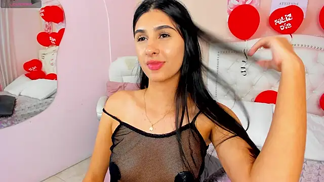 Snapshot of Ashley_Evans18 chatting on February 2025 05:43:01 PM Ashley Evans18 online show from February 2025 05:43:01 PM