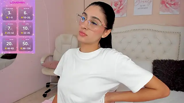 Snapshot of Ashley_Evans18 chatting on February 2025 11:58:01 AM Ashley Evans18 online show from February 2025 11:58:01 AM