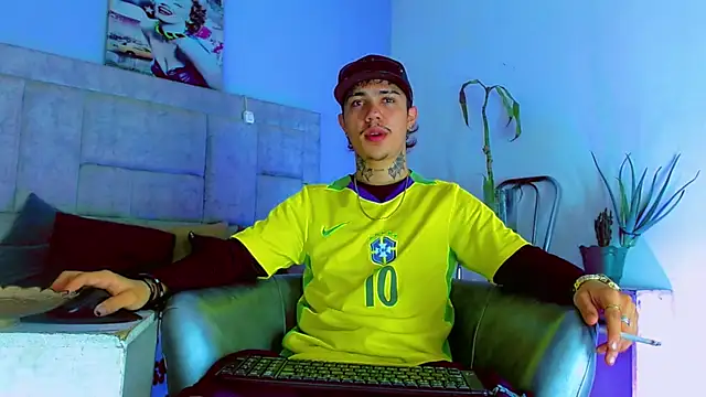 HannibalLester online show from September 2025 03:30:01 AM