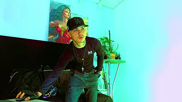 HannibalLester online show from December 2025 03:26:02 AM