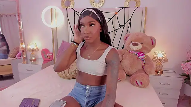 Snapshot of evangelin_ts chatting on October 2025 02:08:02 PM evangelin ts online show from October 2025 02:08:02 PM