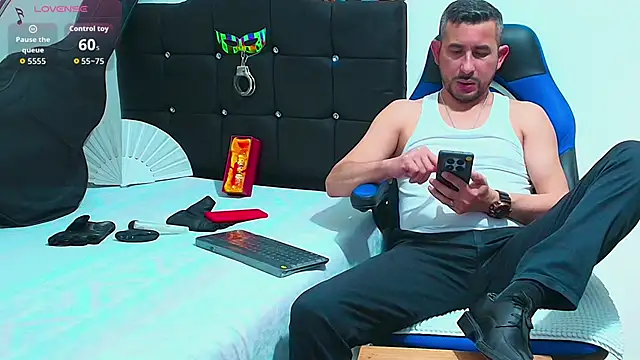 Yeol King online show from November 2025 03:12:01 PM