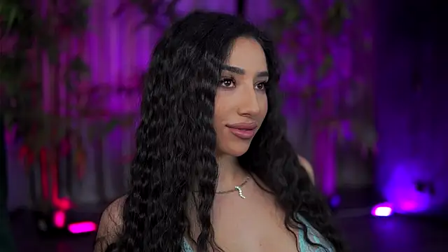 GinaValentinna online show from November 2025 07:58:01 PM