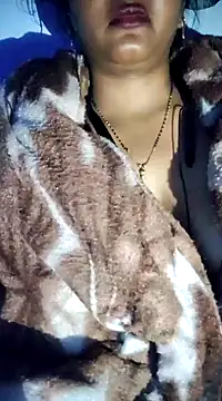 lovelyruhi online show from December 2024 07:35:01 PM