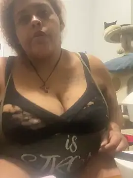 juicybooty cherri2 online show from January 2025 06:42:01 AM