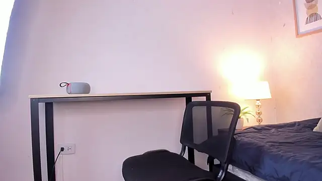 Caroline dh online show from January 2026 11:37:02 AM