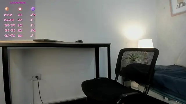 Caroline dh online show from March 2026 11:27:02 AM