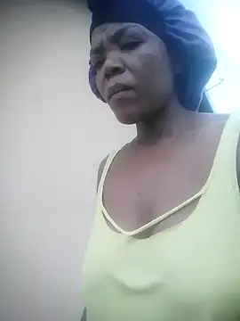 Snapshot of Feathergal69_ chatting on December 2024 04:46:01 AM Feathergal69 online show from December 2024 04:46:01 AM