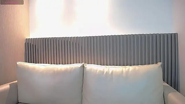 Snapshot of Melodi_Roux chatting on April 2026 11:08:02 AM Melodi Roux online show from April 2026 11:08:02 AM