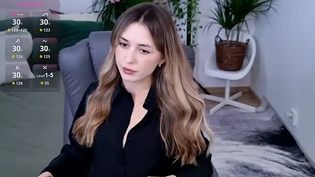 Sophie Enzo online show from November 2025 11:42:01 AM