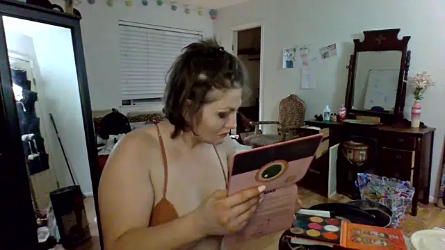 sophiarica online show from April 2026 07:22:02 AM