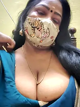 maniisha online show from October 2025 07:46:02 PM