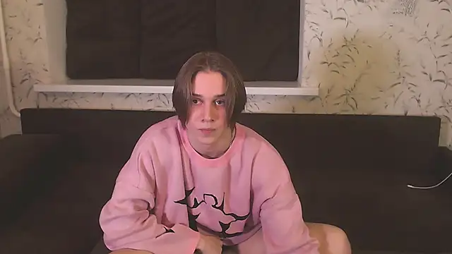 Marcus Swampov online show from October 2025 04:18:01 PM