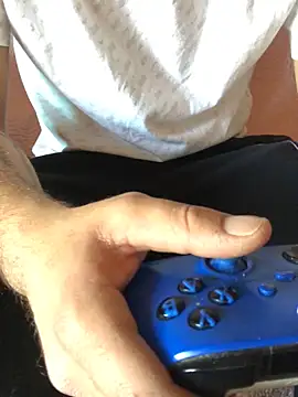 CrazyBoy95 online show from October 2025 01:53:02 PM