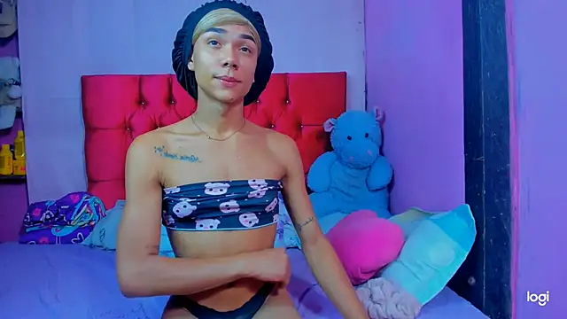 Snapshot of StassieBell chatting on February 2026 04:52:01 AM StassieBell online show from February 2026 04:52:01 AM