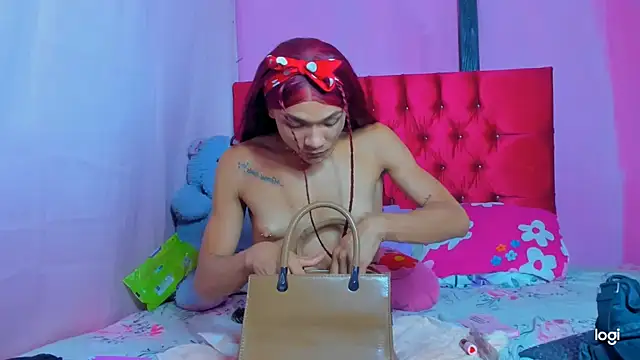 Snapshot of StassieBell chatting on March 2026 02:50:02 AM StassieBell online show from March 2026 02:50:02 AM