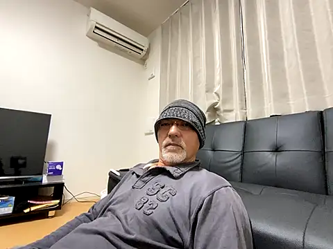 Grandpa29hijii online show from November 2025 01:34:01 PM