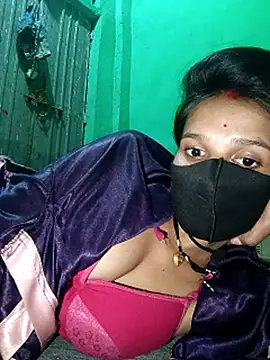 Hoty girl 143 online show from December 2025 01:20:01 PM