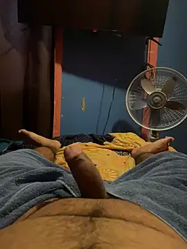 Snapshot of Lui19892 chatting on January 2026 10:56:01 PM Lui19892 online show from January 2026 10:56:01 PM