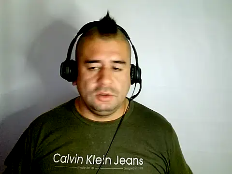 Snapshot of Joy2jordyson chatting on November 2025 09:39:01 AM Joy2jordyson online show from November 2025 09:39:01 AM