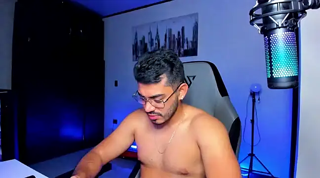 BrunoD31 online show from January 2025 12:58:01 PM