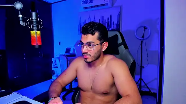 BrunoD31 online show from October 2025 05:19:01 AM