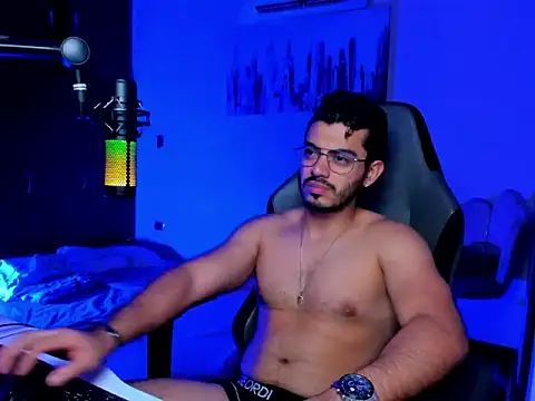 BrunoD31 online show from February 2026 04:53:02 AM