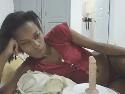 Snapshot of adele-33 chatting on February 2025 12:38:02 AM adele-33 online show from February 2025 12:38:02 AM