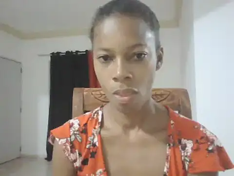 Snapshot of adele-33 chatting on February 2025 11:32:02 PM adele-33 online show from February 2025 11:32:02 PM