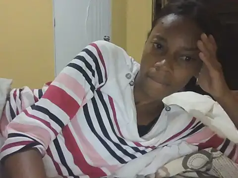 Snapshot of adele-33 chatting on February 2026 12:15:02 AM adele-33 online show from February 2026 12:15:02 AM