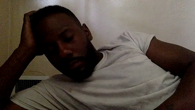 Snapshot of louu51 chatting on July 2026 04:35:02 PM louu51 online show from July 2026 04:35:02 PM