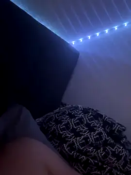 HornyTeenBoy62 online show from November 2025 03:09:01 AM