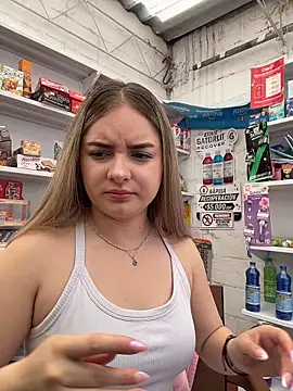 imlindapink online show from March 2026 03:56:01 PM