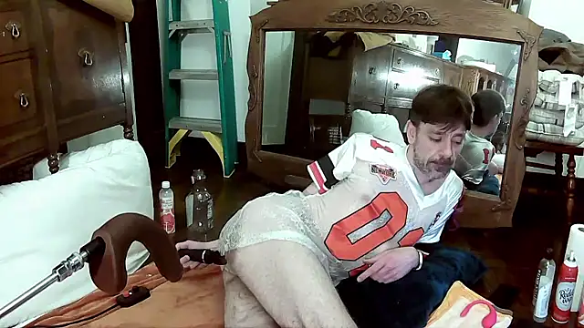 MaxJr8008 online show from January 2026 10:31:01 AM