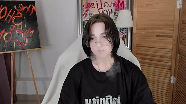 Snapshot of fiamoory chatting on May 2026 08:32:01 AM fiamoory online show from May 2026 08:32:01 AM
