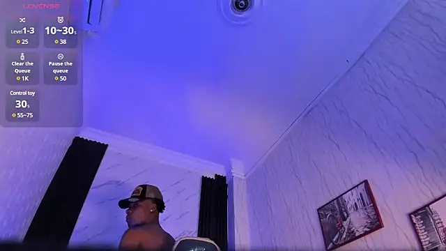 Snapshot of TOWERS21_ chatting on December 2024 09:13:01 PM TOWERS21 online show from December 2024 09:13:01 PM