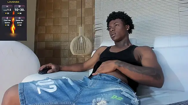 Snapshot of TOWERS21_ chatting on January 2025 08:28:01 PM TOWERS21 online show from January 2025 08:28:01 PM