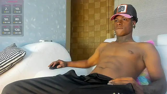 Snapshot of TOWERS21_ chatting on January 2025 08:54:01 PM TOWERS21 online show from January 2025 08:54:01 PM