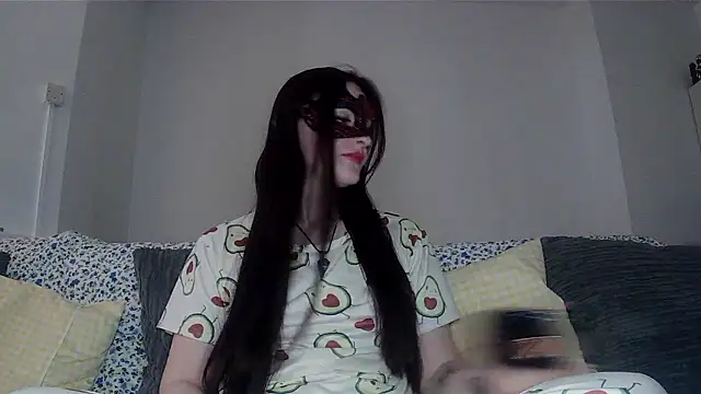 LexiSnowUK online show from January 2026 09:35:01 AM