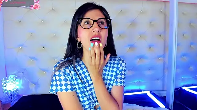 Snapshot of _jade_white_ chatting on January 2025 12:06:01 PM jade white online show from January 2025 12:06:01 PM