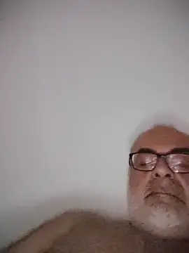 Snapshot of Satiro_Sevilla chatting on May 2026 10:52:02 PM Satiro Sevilla online show from May 2026 10:52:02 PM