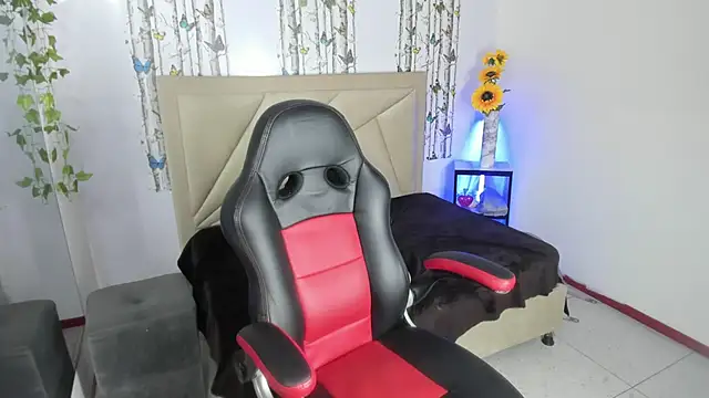 Strella ferrera online show from September 2025 03:11:02 AM