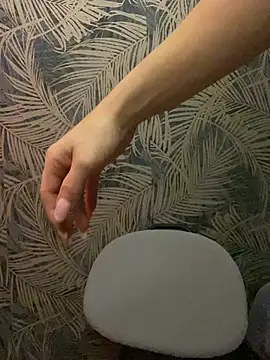 BlueEyesCarole online show from December 2024 07:26:02 PM